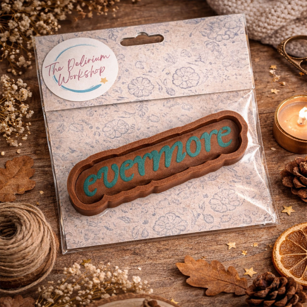 Emporte-pièce Evermore 2-en-1 – Découpe & Tampon Biscuits | The Delirium Workshop